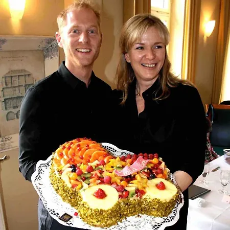 Cafe Konditorei Koeppel בינגן אם ריין