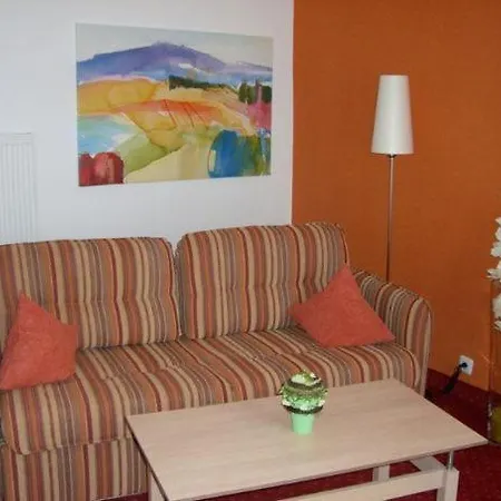 Hotel Cafe Konditorei Koeppel 3*