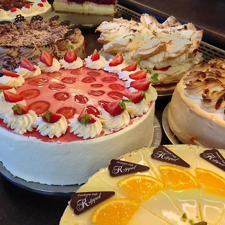 Cafe Konditorei Koeppel 3* בינגן אם ריין